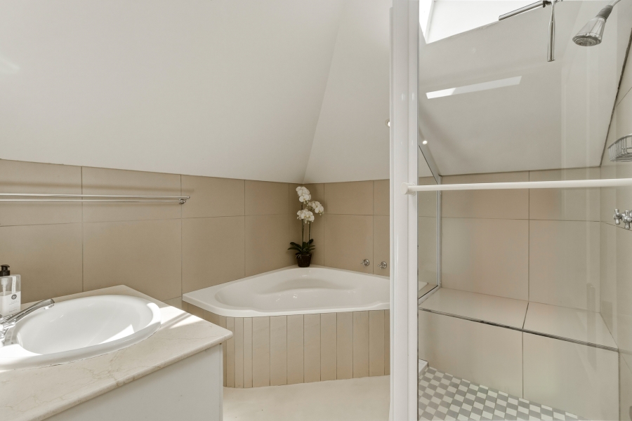 4 Bedroom Property for Sale in Erinvale Golf Estate Western Cape